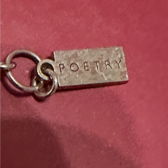 Poetry Gold Petal Design Chain Necklace - Picture 4 of 5